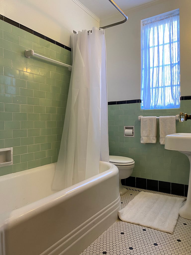 Furnished Finder property 286000_1 photo 18