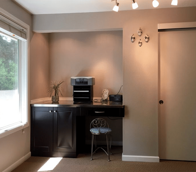 Built-in desk in the second bedroom/office.