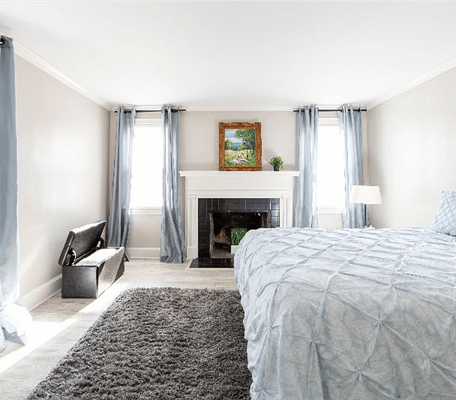 Bedroom 2 with comfortable queen bed and plenty of closet space.