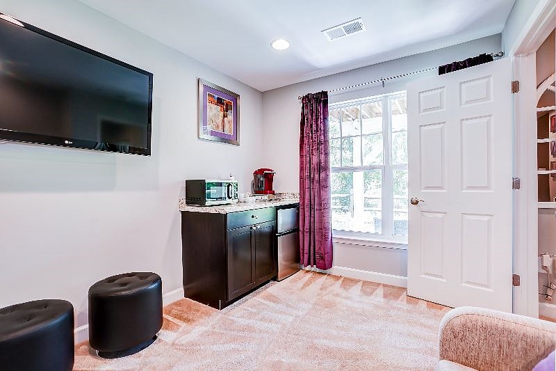 Furnished Finder property 286250_1 photo 7