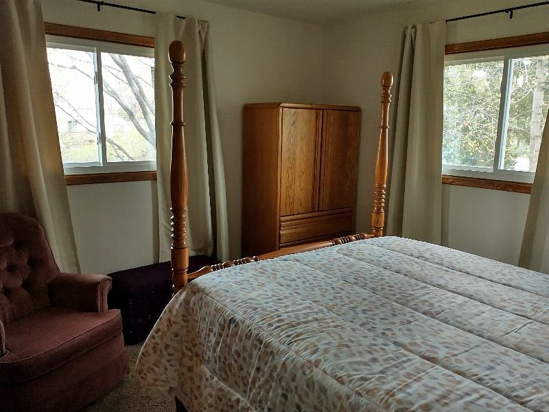 MN Bedroom
$700 single / $1000 double Occupancy