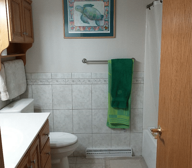 Main Floor Shared Bath