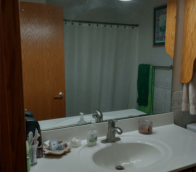Main Floor Shared Bath