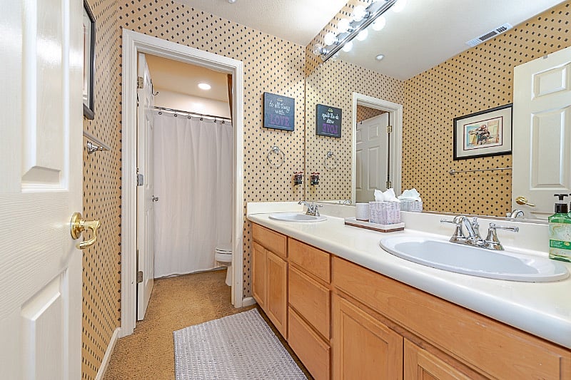 Guest Bathroom- Has a double vanity and lots of space. 