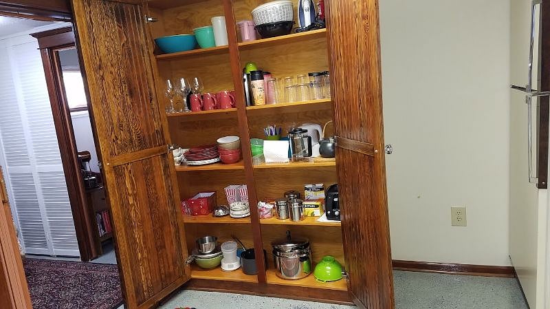 Full kitchen panty! And more items under the kitchen sink too.