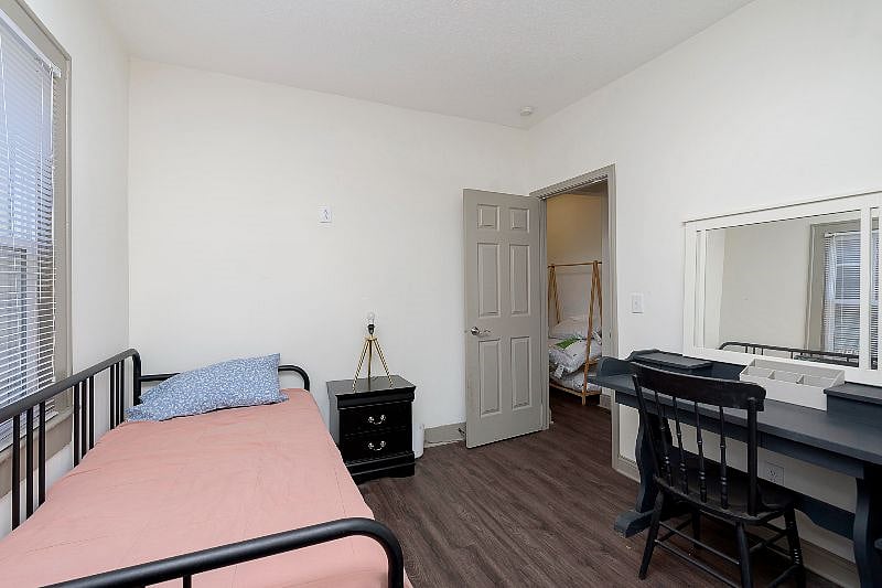 Furnished Finder property 286388_2 photo 12