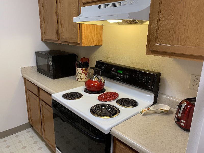 Furnished Finder property 286516_3 photo 8