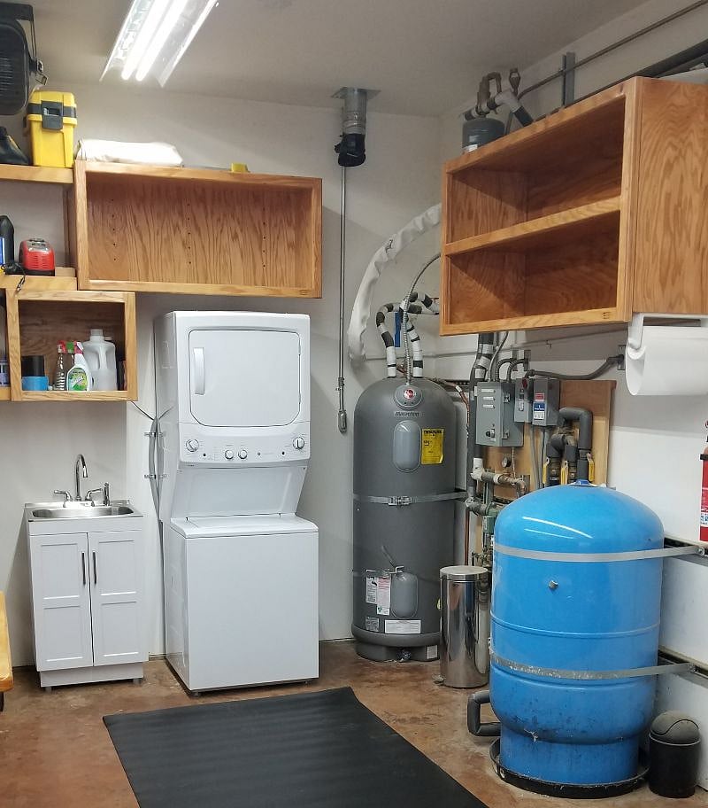Laundry & Storage