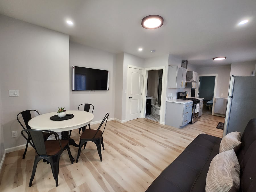 Furnished Finder property 286808_2 photo 4