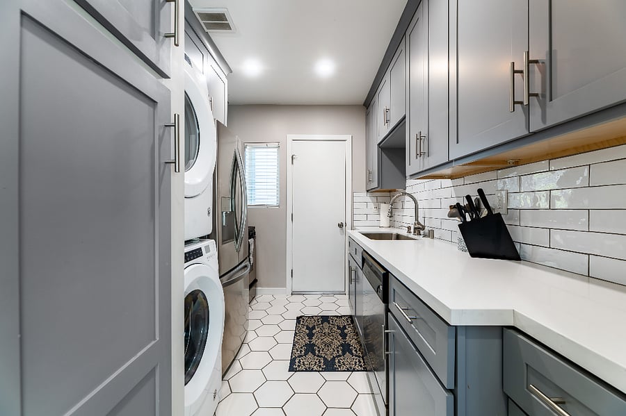 Full size washer & Dryer, Full size Fridge, Full size Gas Stove/oven, full size dishwasher and overhead microwave