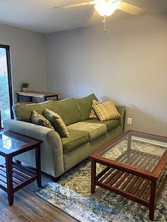 Furnished Finder property 287011_1 photo 11