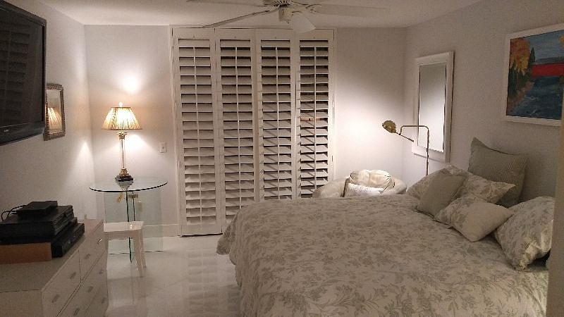 Master bedroom king