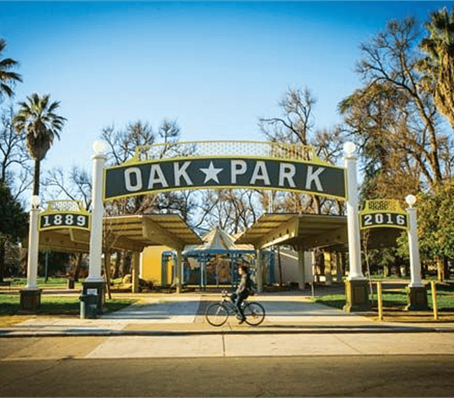 Oak park just half a block away with farmers markets, disc golf, tennis courts, and a pool.