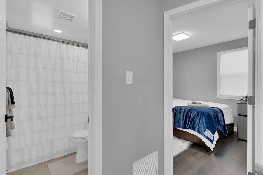 Adjacent full bath just steps away from the Guest Suite