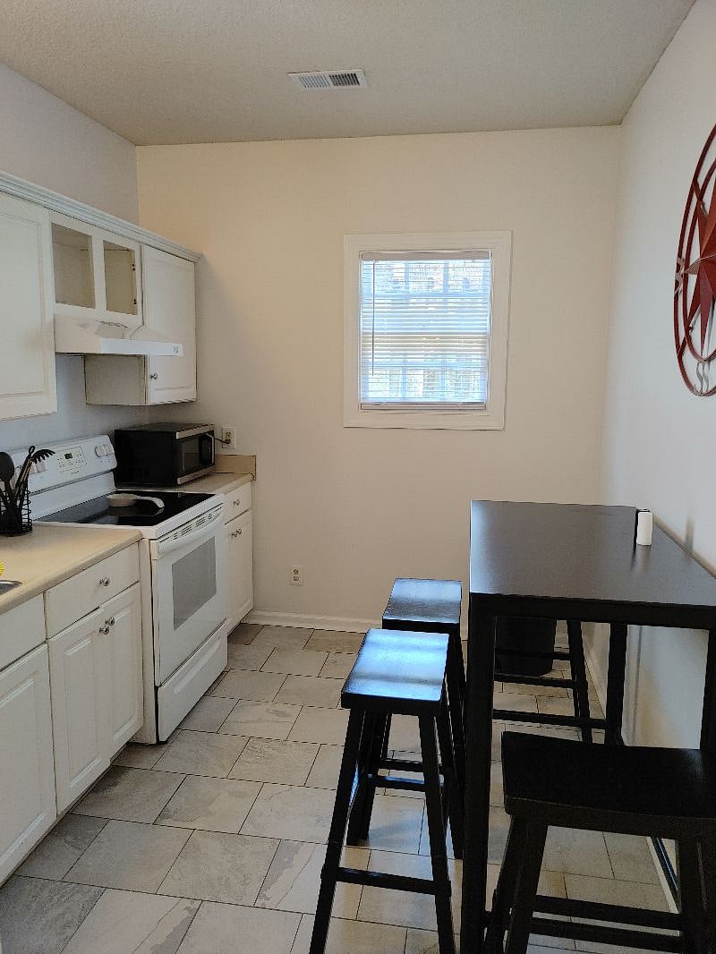 Furnished Finder property 287502_1 photo 5