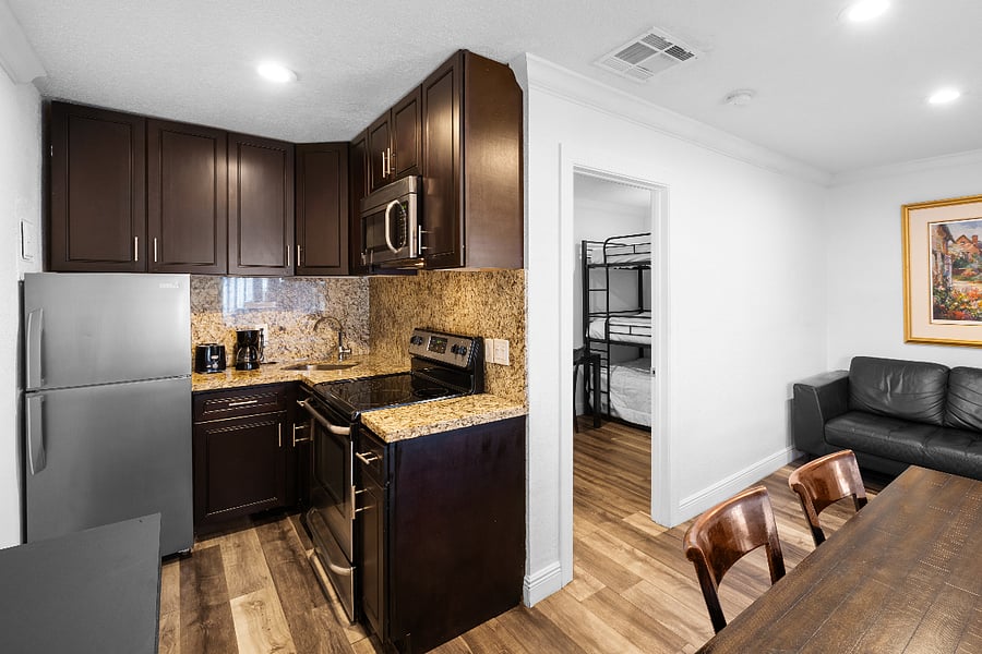 Furnished Finder property 287589_3 photo 6