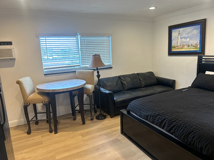 Furnished Finder property 287589_5 photo 6