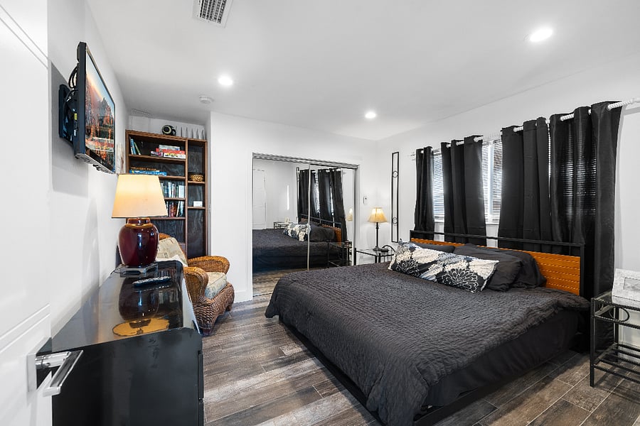Furnished Finder property 287589_7 photo 17