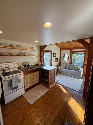 Furnished Finder property 287699_1 photo 3
