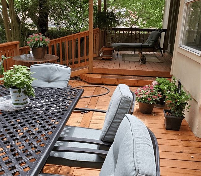 Patio with brand new furniture!