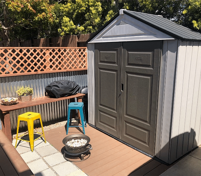 Private Patio with Propane Firepit and BBQ