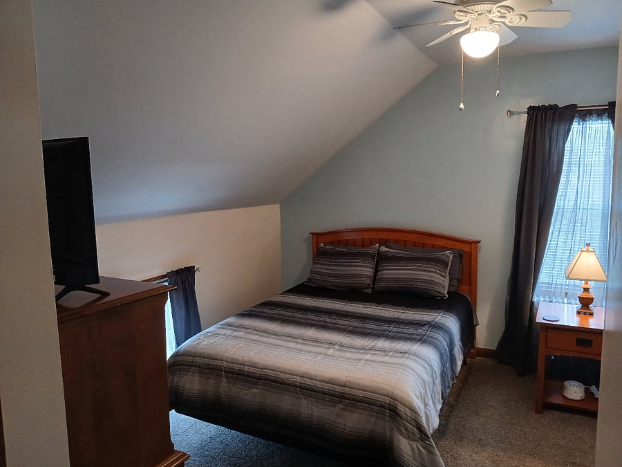 Bedroom 1. Queen bed.