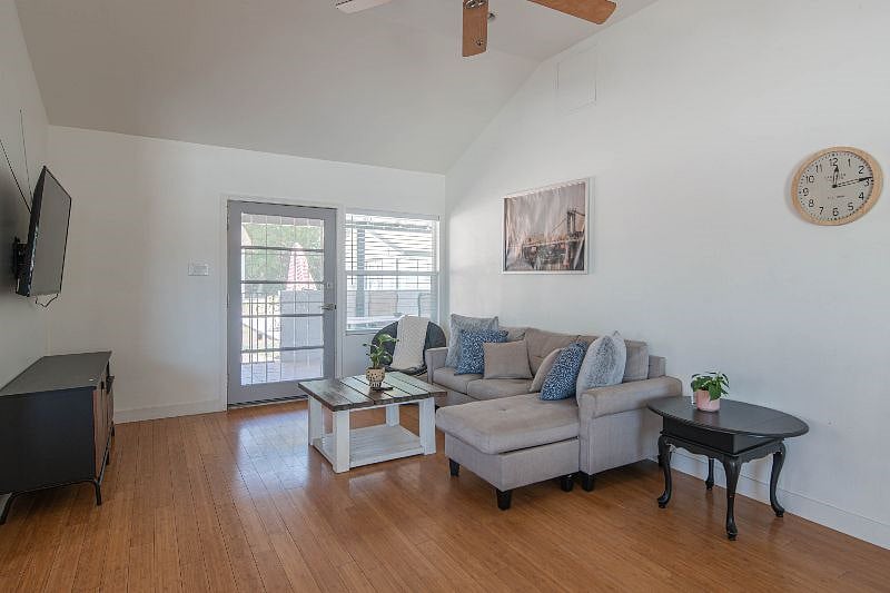 Furnished Finder property 288291_1 photo 10