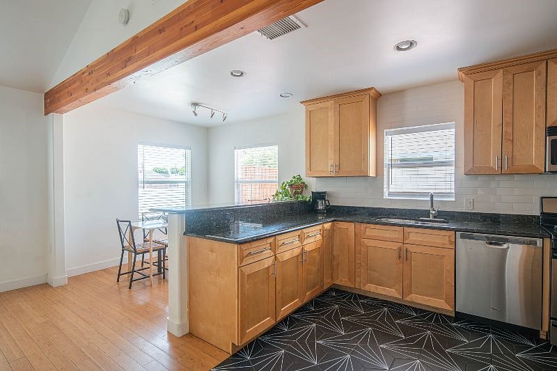 Furnished Finder property 288291_1 photo 13