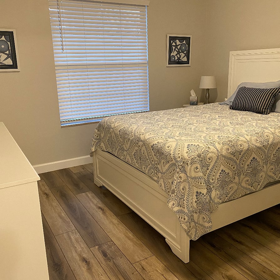 Guest Bedroom with Queen Bed