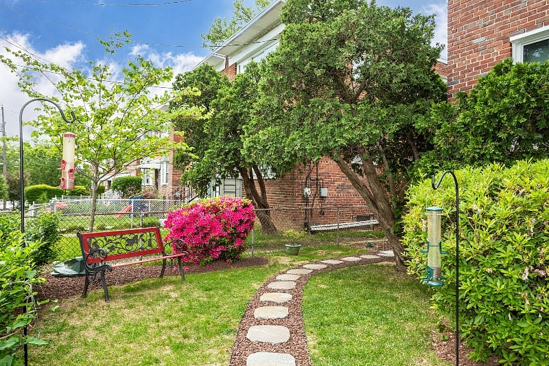 Front walkway.