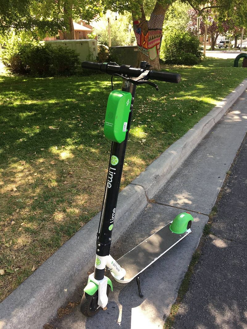Scooters and ebikes readily available in the neighborhood