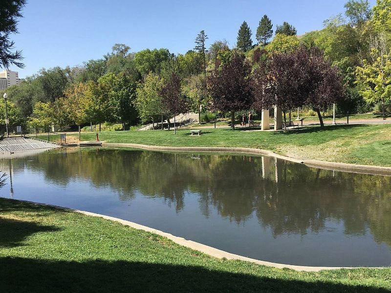 Beautiful lake in Memory Grove Park