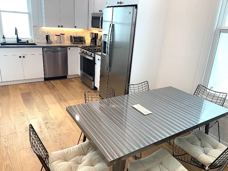 Furnished Finder property 288699_3 photo 1