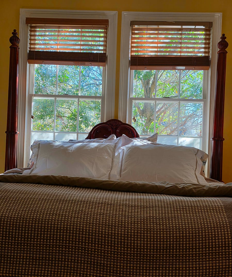 King large master Bedroom with sitting area and full bath.