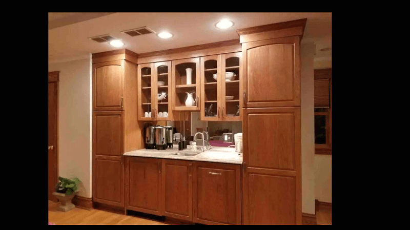 The kitchen has a toaster oven, microwave, 2 fridge-freezers and a 5-in-1 (slow cooker, rice/pasta cooker, skillet, warmer, stewer, etc). There's a dishwasher.