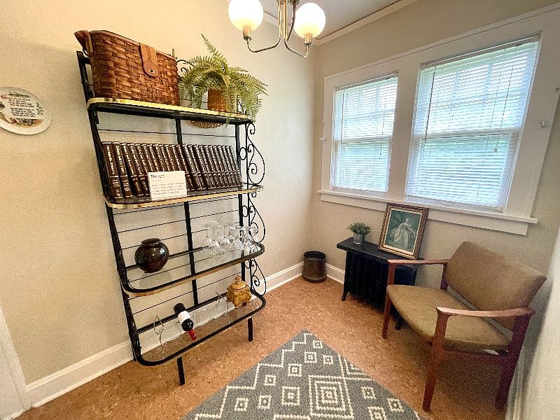 Nook off kitchen