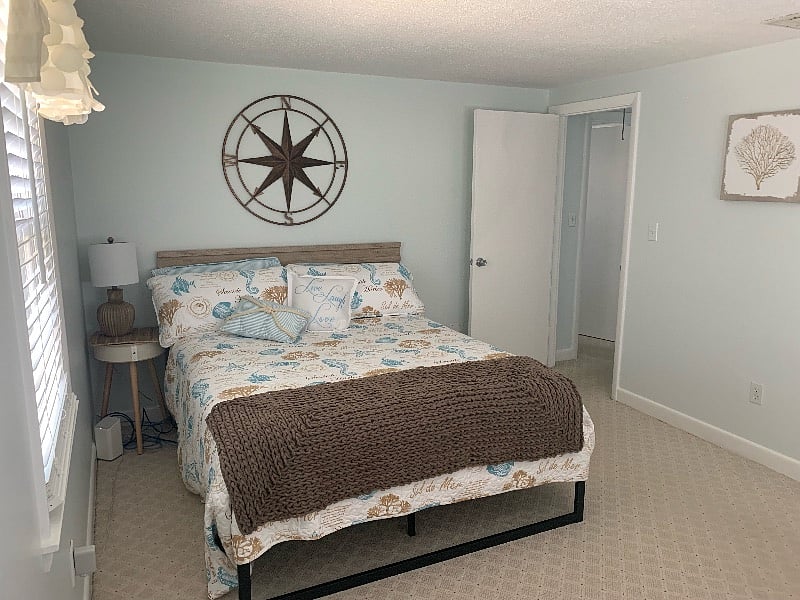 Bedroom 1 Queen