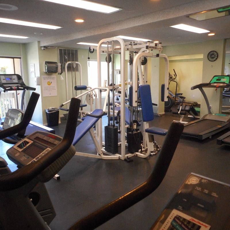 Workout gym with a men's and women's sauna.