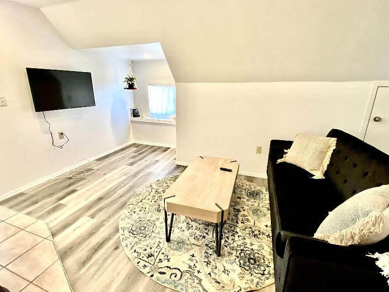 Furnished Finder property 289211_3 photo 6