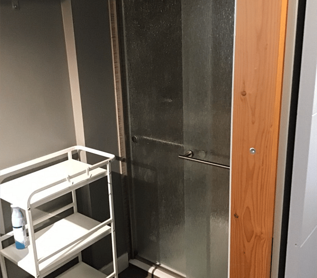 Large shower. No bathtub.