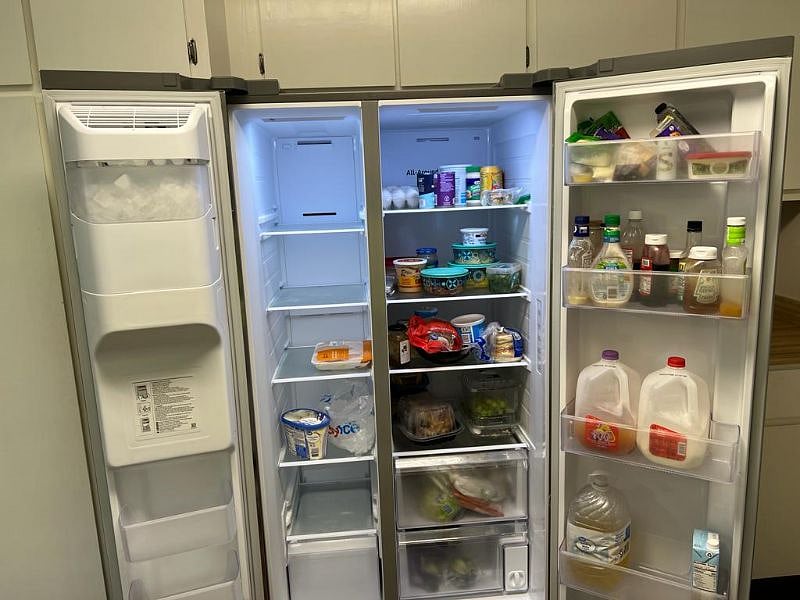 New S/S new Refrigerator/Freezer with ice and water in the door. Installed May 2022.