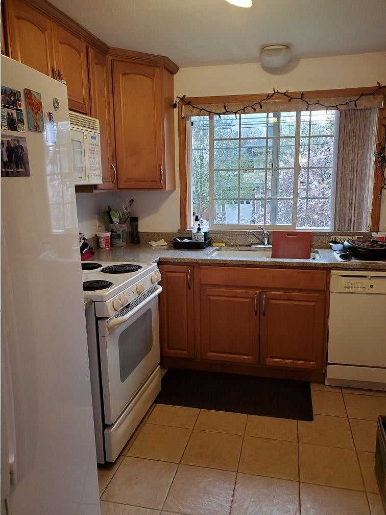 Furnished Finder property 289491_2 photo 6