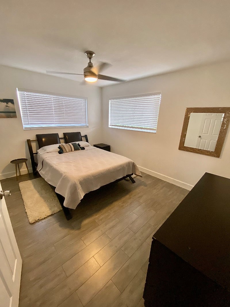 Queen bed