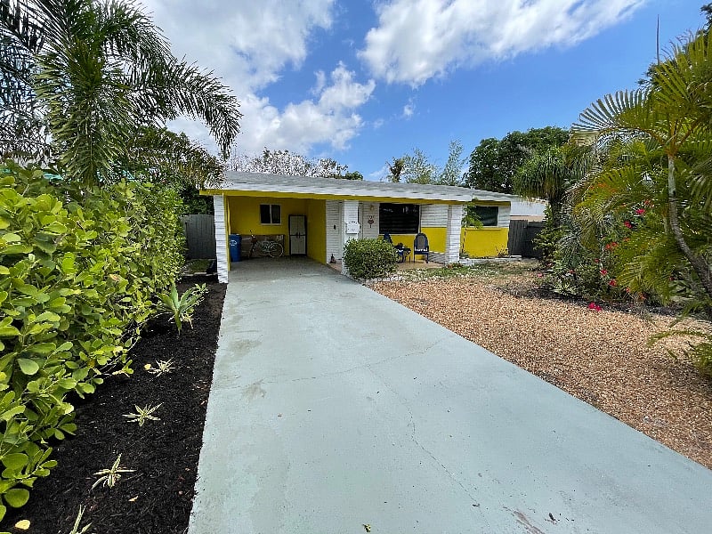Carport