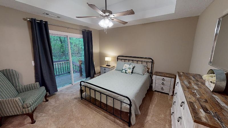 See Description for link to Virtual Tour!