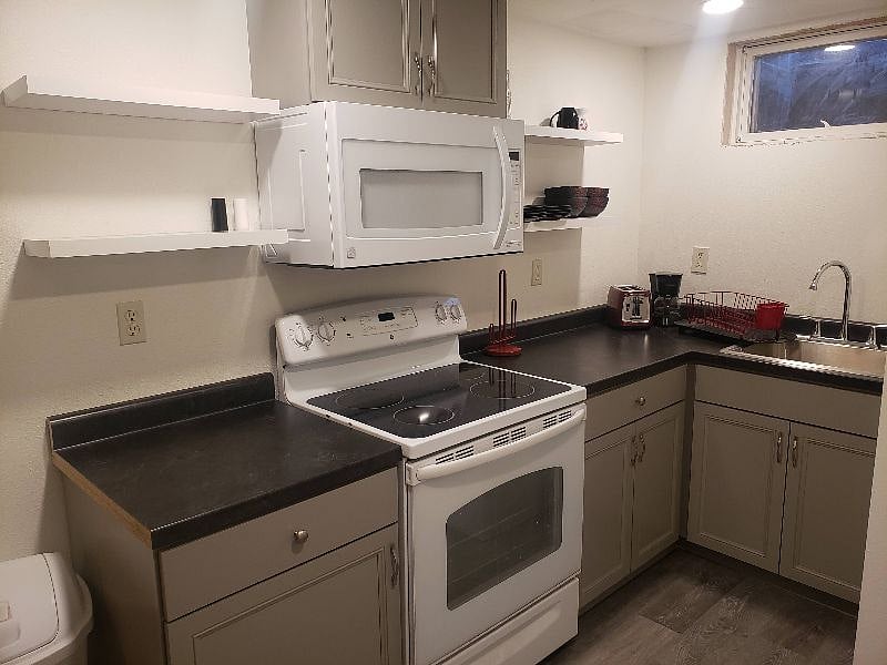 Furnished Finder property 289644_2 photo 8