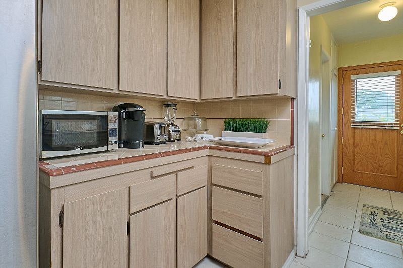 Furnished Finder property 289790_1 photo 10