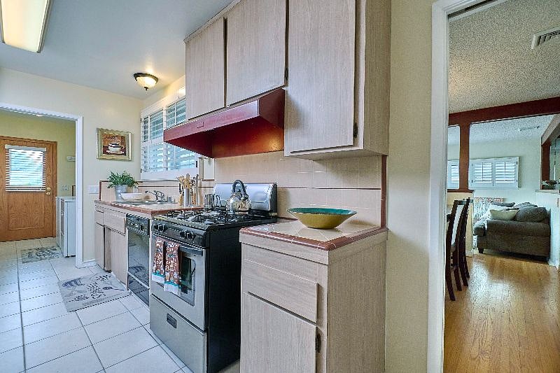 Furnished Finder property 289790_1 photo 9