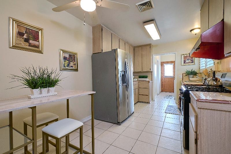Furnished Finder property 289790_1 photo 12