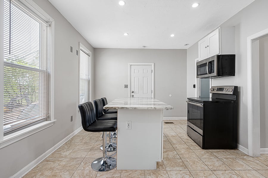 Furnished Finder property 289981_1 photo 11